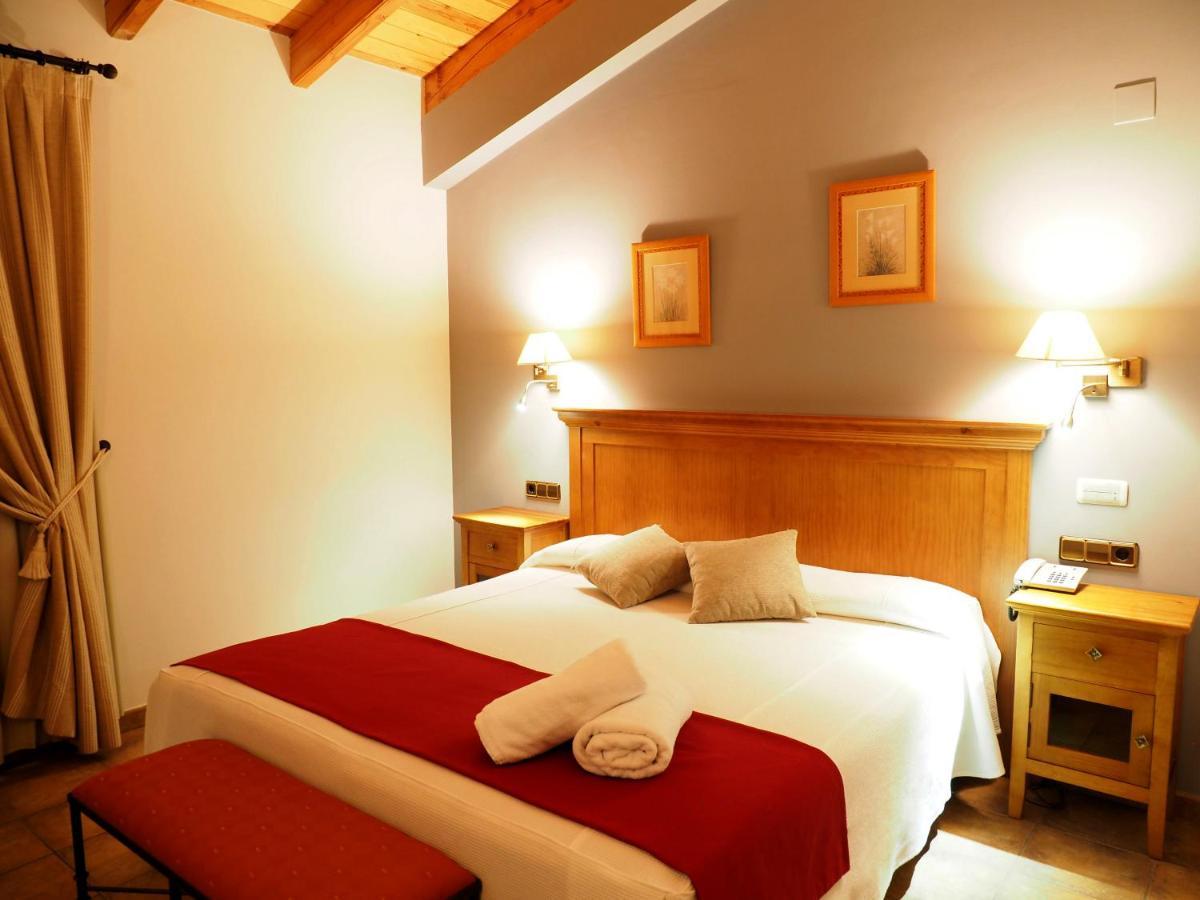 Hotel & Spa Pena Montanesa Ainsa Exterior photo