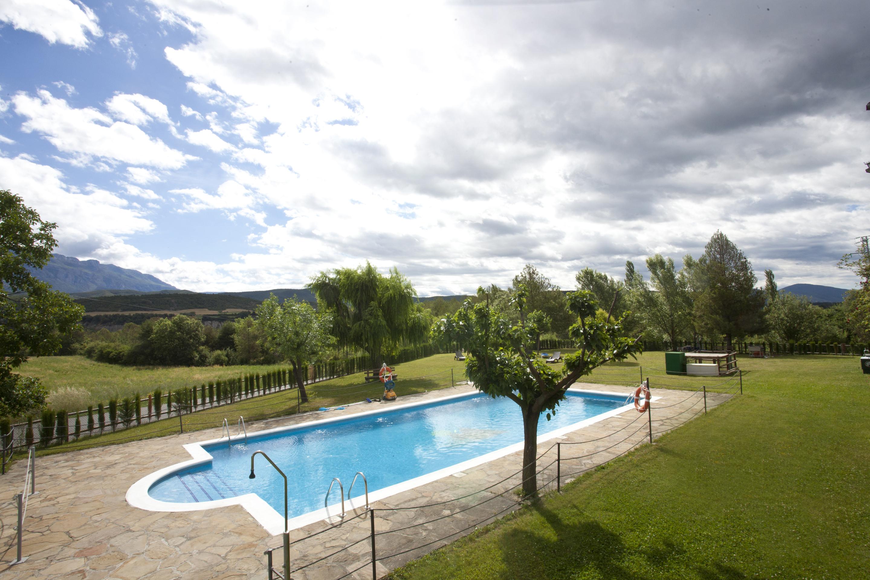 Hotel & Spa Pena Montanesa Ainsa Exterior photo